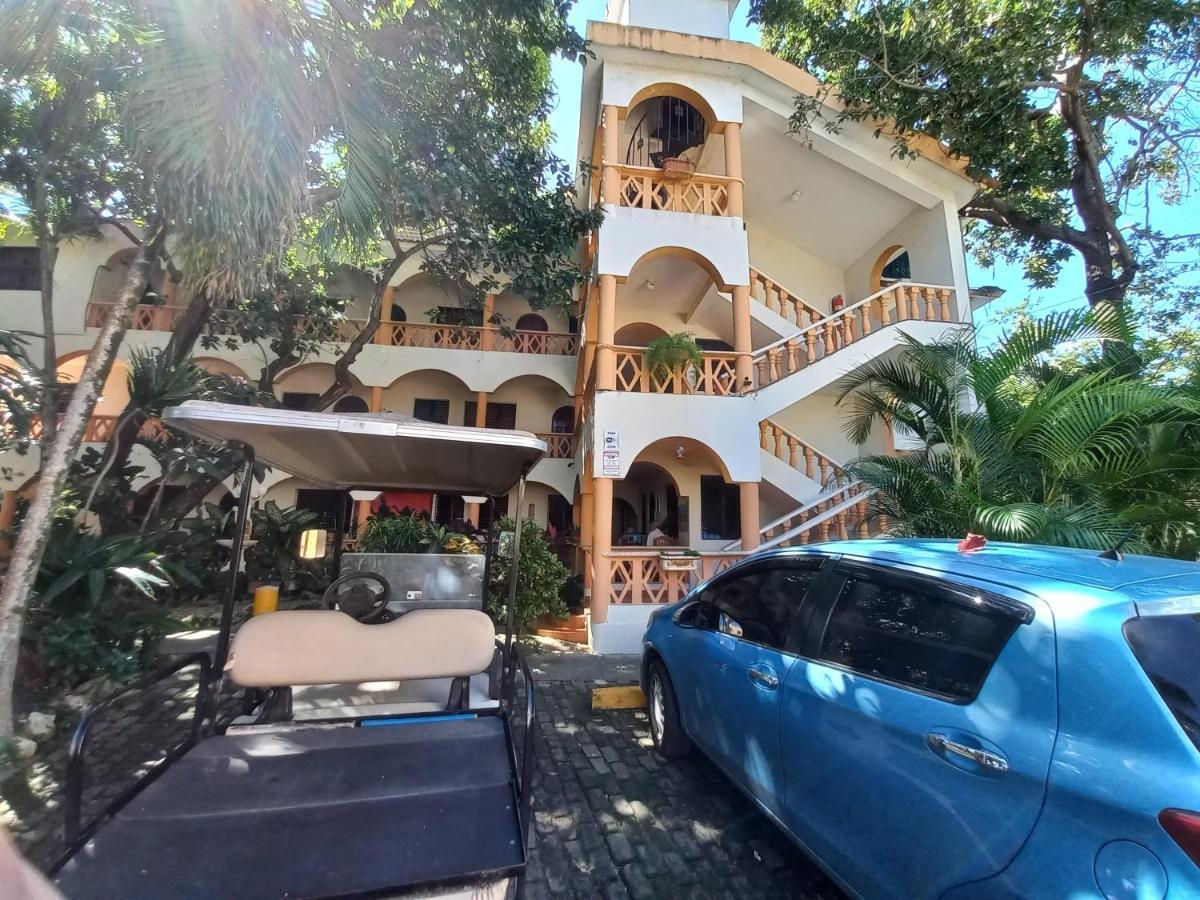 Residencial Estephany Sosúa Exteriör bild