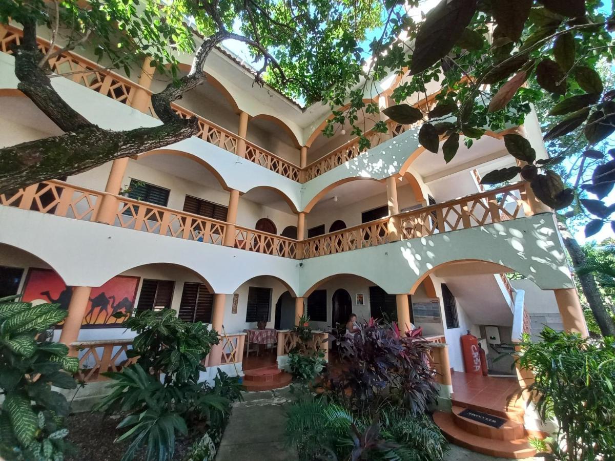 Residencial Estephany Sosúa Exteriör bild