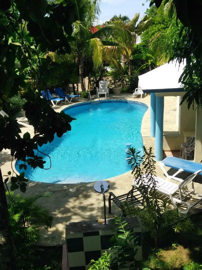Residencial Estephany Sosúa Exteriör bild